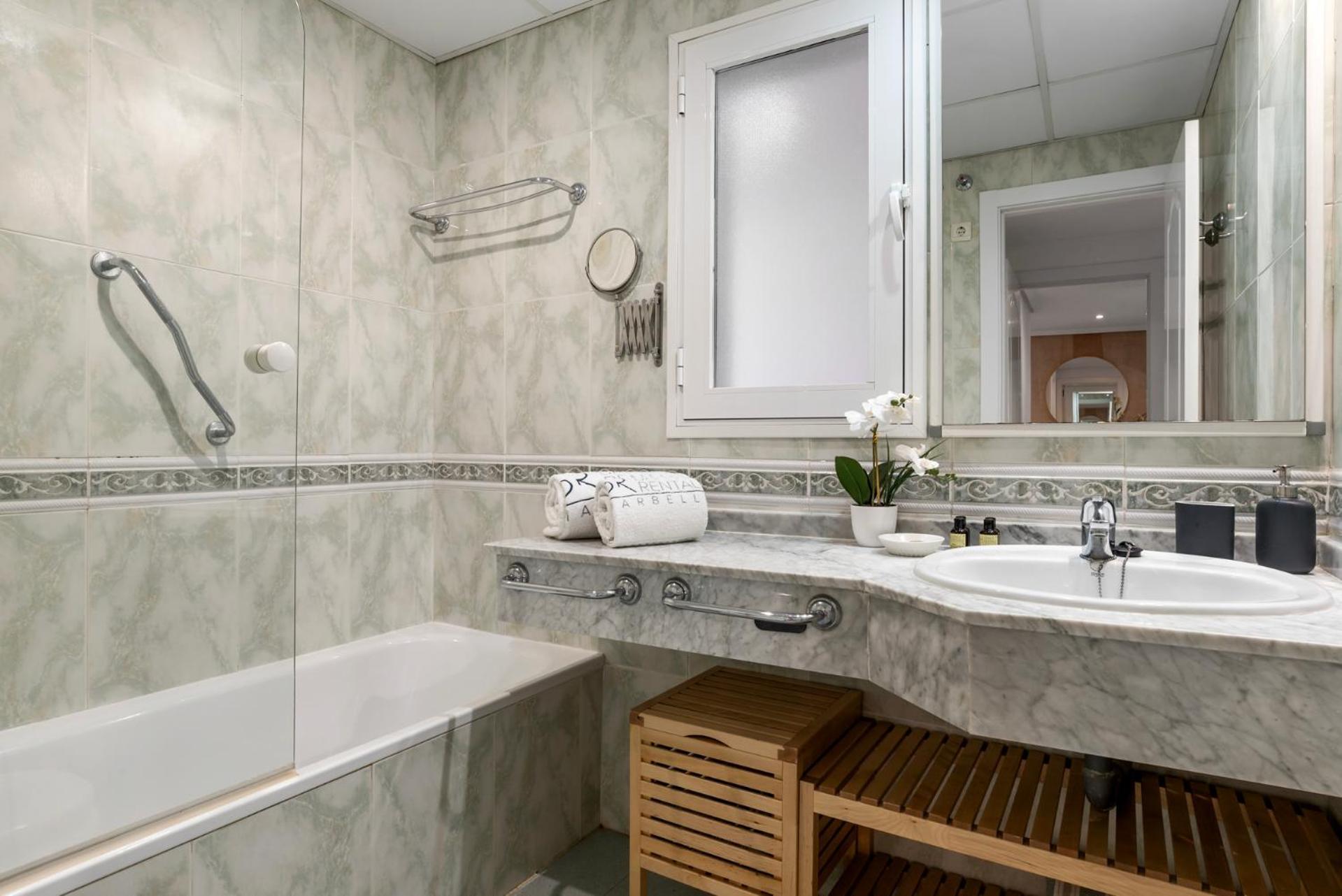 Charming And Spacious Apartment In Medina Garden - Puerto Banus Марбелья Экстерьер фото